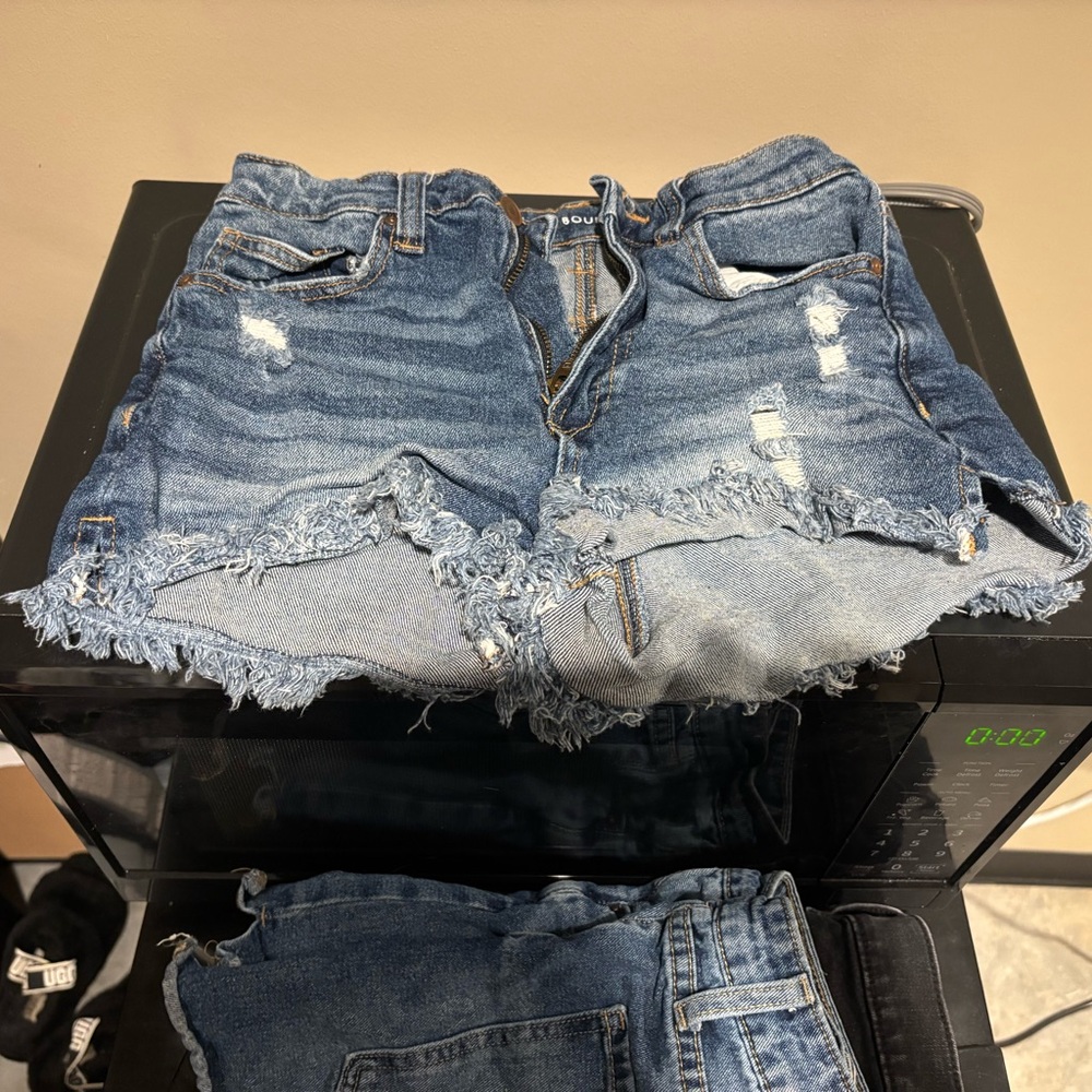 Blue washed denim shorts